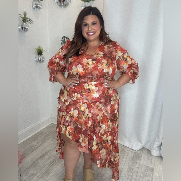 Plus High-Low Hem Charming Maxi Dress - Picture 1 of 3